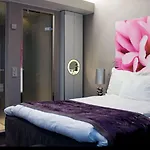Clarion Airport Otel