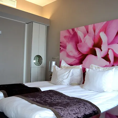 Hotell Clarion Airport 4*