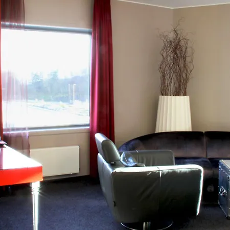 Hotell Clarion Airport 4*