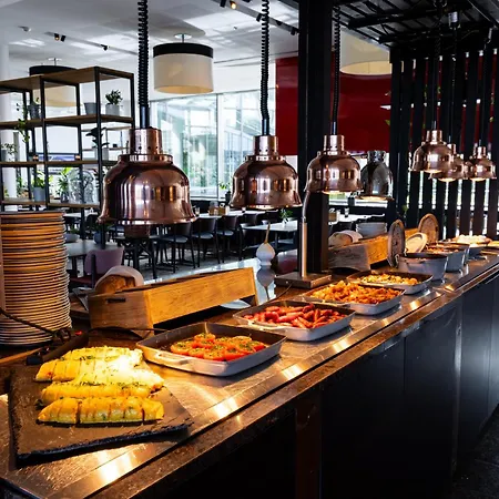 卑尔根机场凯瑞酒店 4*