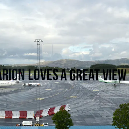 Clarion Airport 4*