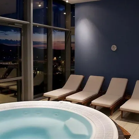 Hotell Clarion Airport 4*