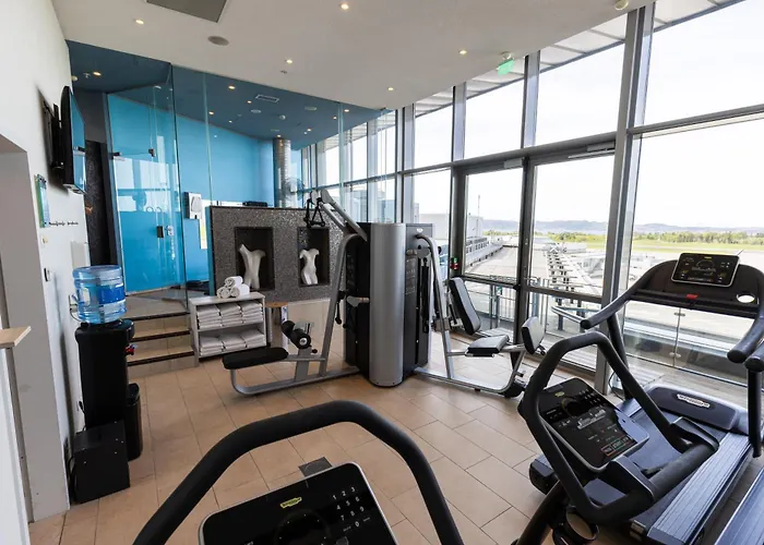 كلاريون بيرغن إيربورت فندق