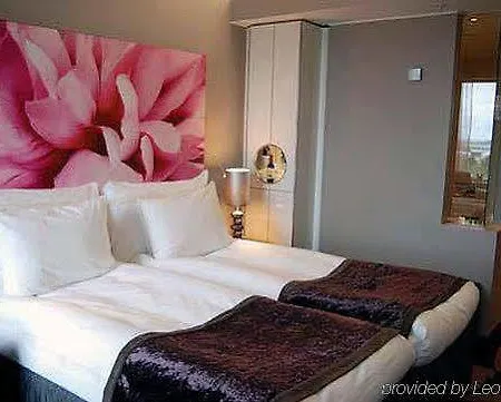 Clarion Airport Hotel 4*