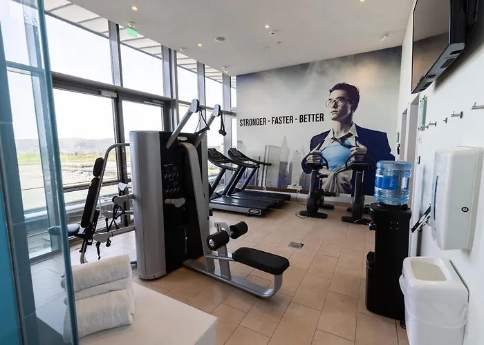 Clarion Airport Hotel 4*