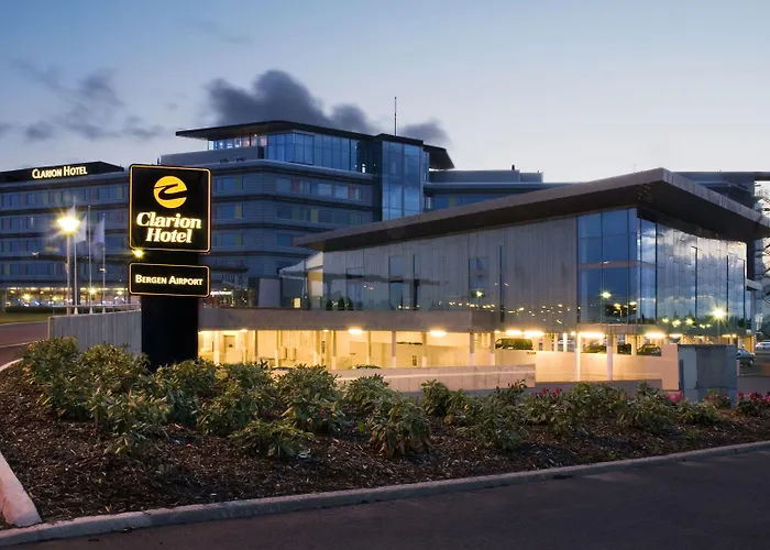 Clarion Airport 4*